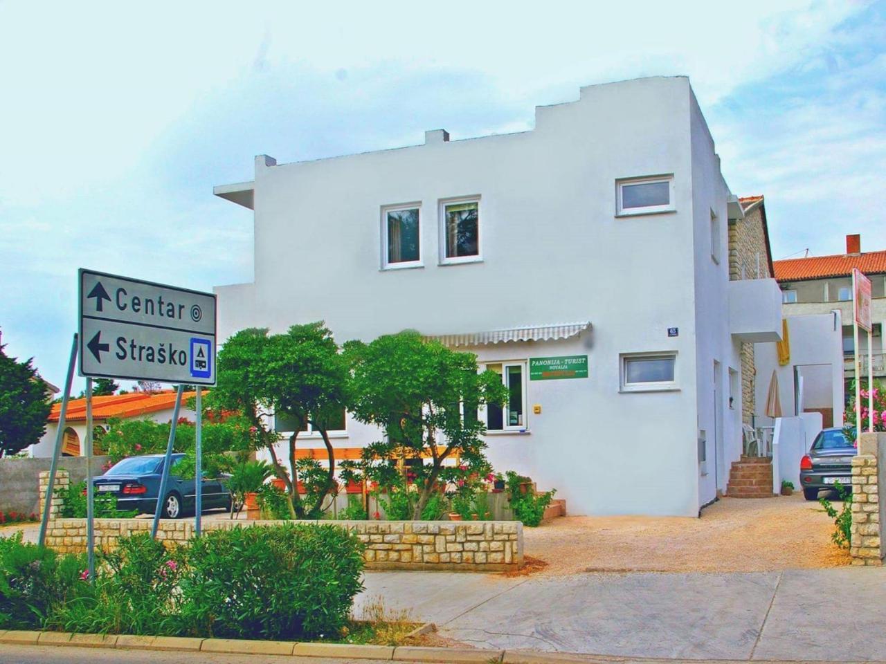 Apartments Panonija Новалья Экстерьер фото